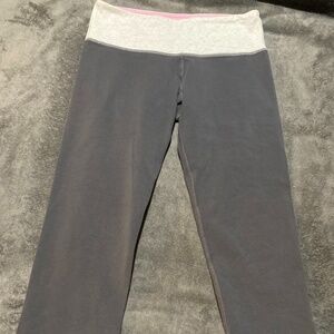 Lululemon Crop Capris - Grey with Pink inner band